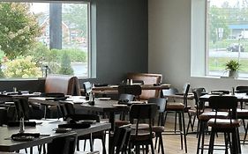 The Lux Hotel & Conference Center, An Ascend Collection Hotel